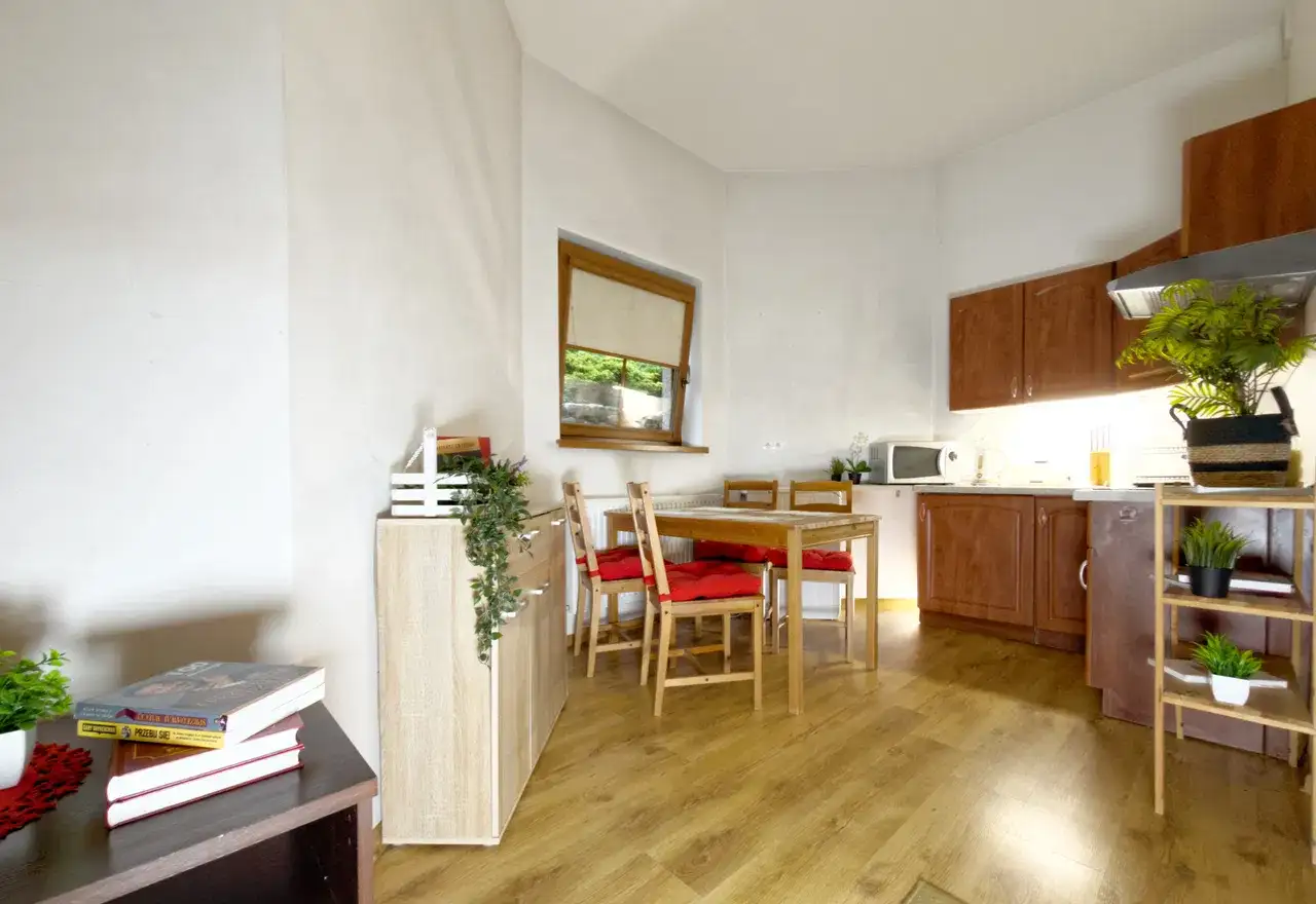Kawalerka w Karpaczu 27 m² | gotowa do zamieszkania - zdjęcie 3