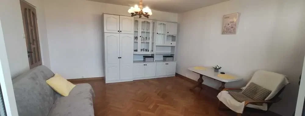 Duży pokój z loggią na Bielanach - zdjęcie 3