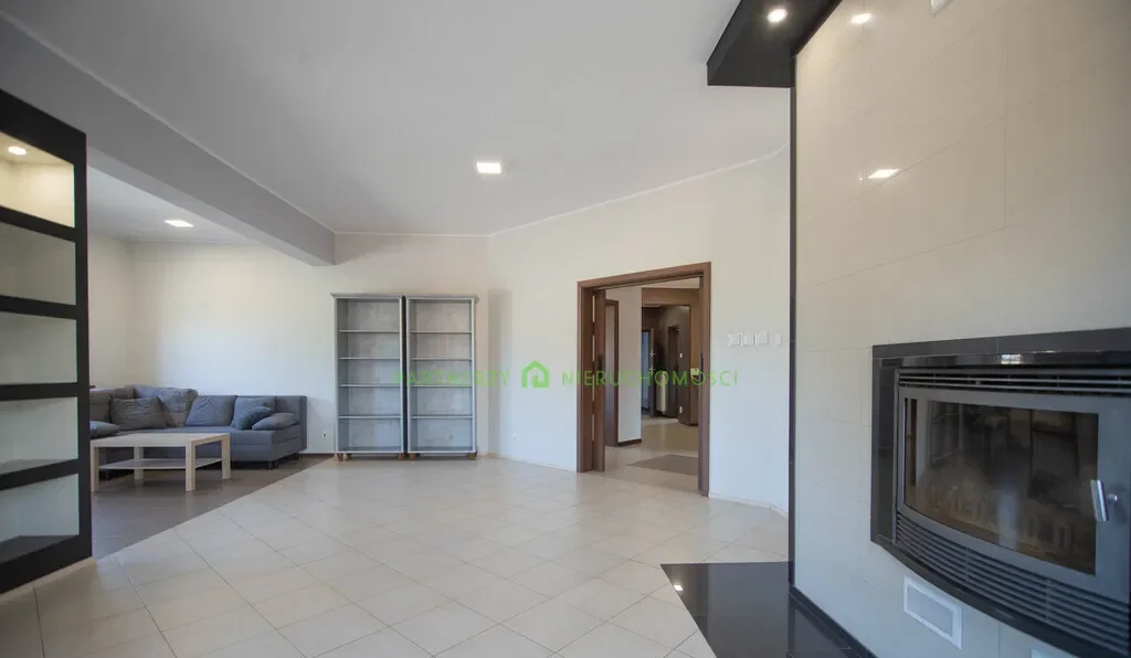 Dom wolnostojący wysoki standard 247 m² na wynajem - zdjęcie 4