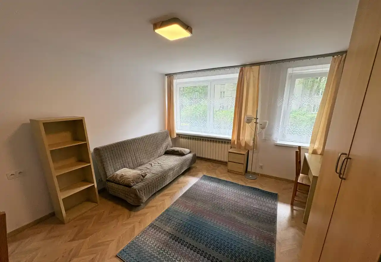 Kawalerka z oddzielną kuchnią na Mokotowie - zdjęcie 4