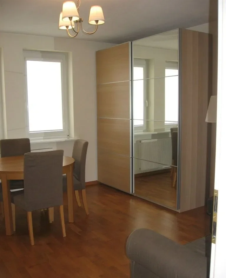 Piaseczno ul Mlynarska 53m2 ,2 pokoje , garaż - zdjęcie 7