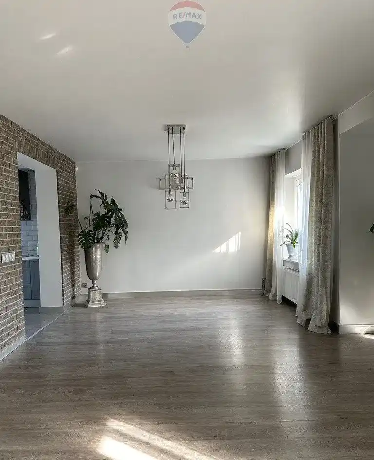 Dom, 193 m², Luboń - zdjęcie 2