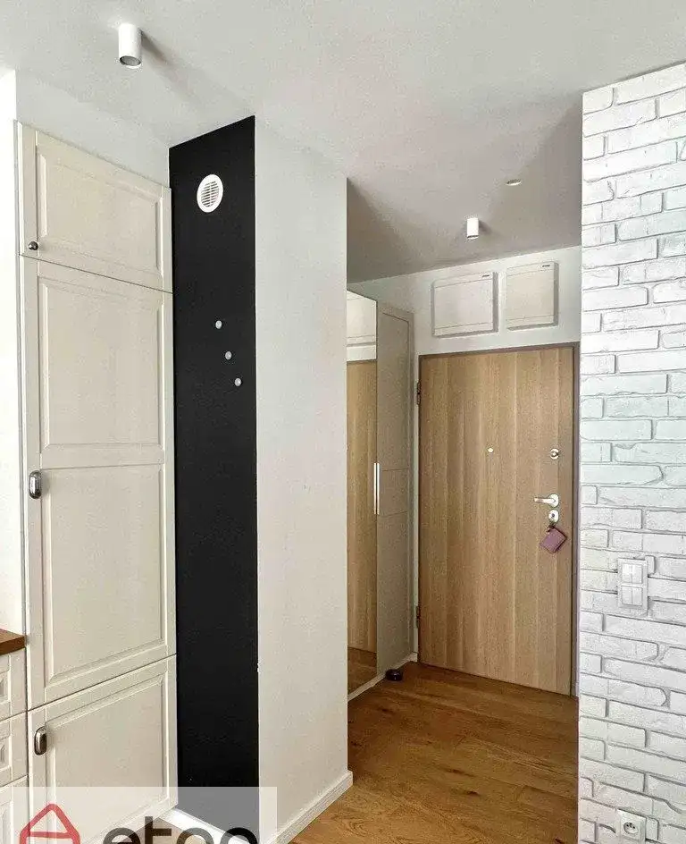 Piękna kawalerka w sercu Jeżyc - zdjęcie 5