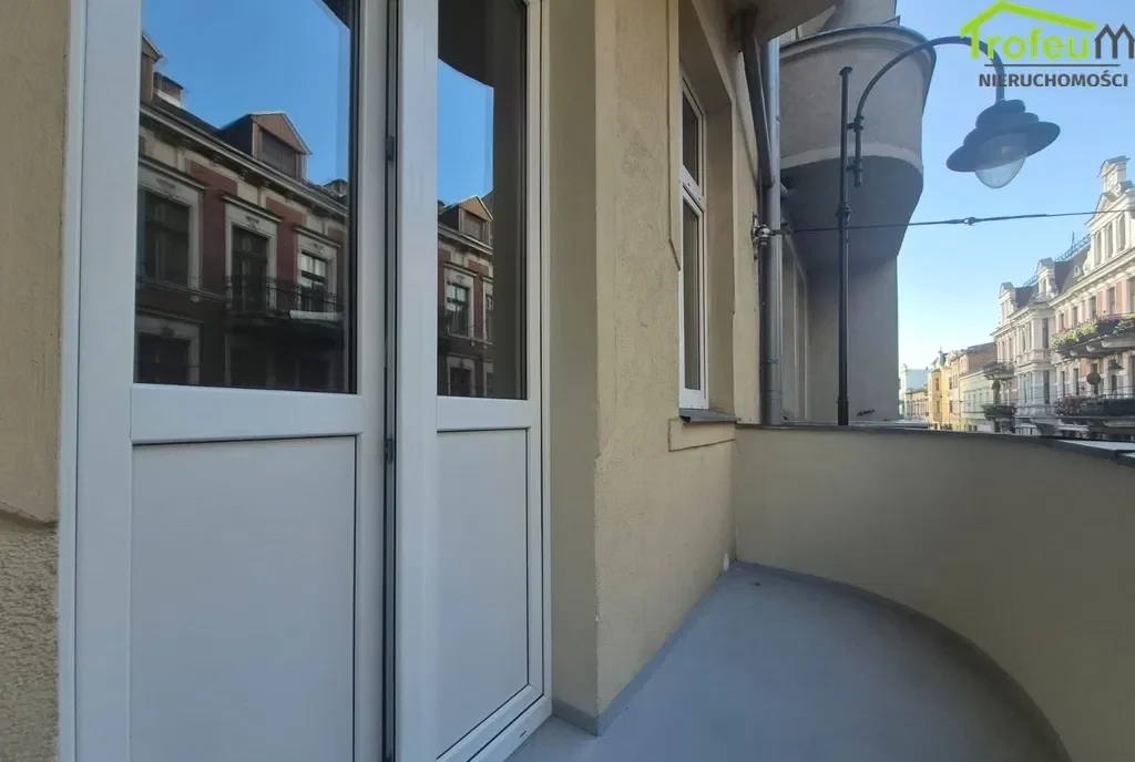 Mieszkanie 78 m² 3 pokoje, I piętro Centrum Miasta - zdjęcie 10