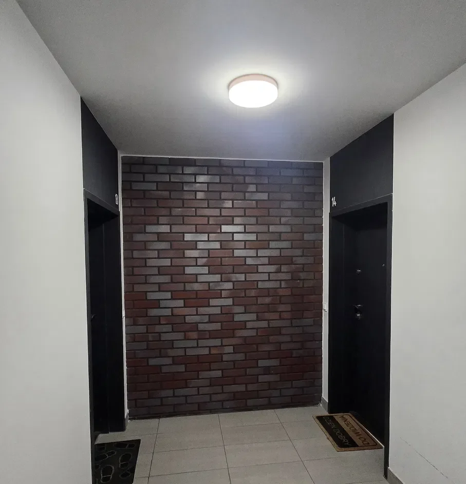 Dwupokojowe mieszkanie w apartamentowcu na Zachodzie - zdjęcie 3