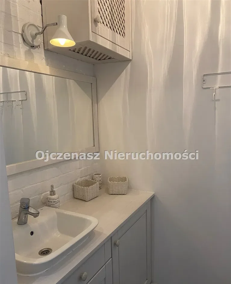 Klimatyczna kawalerka w Centrum - zdjęcie 8