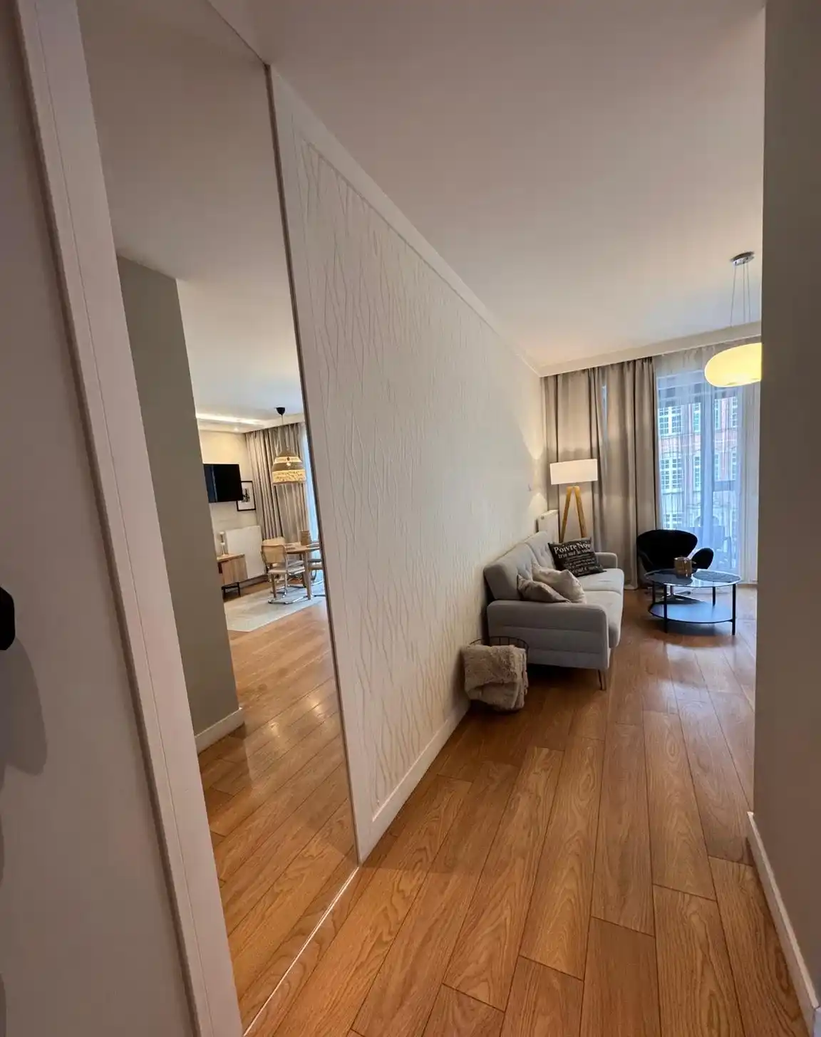 Komfortowy apartament z pięknym widokiem i dużą loggią - zdjęcie 10