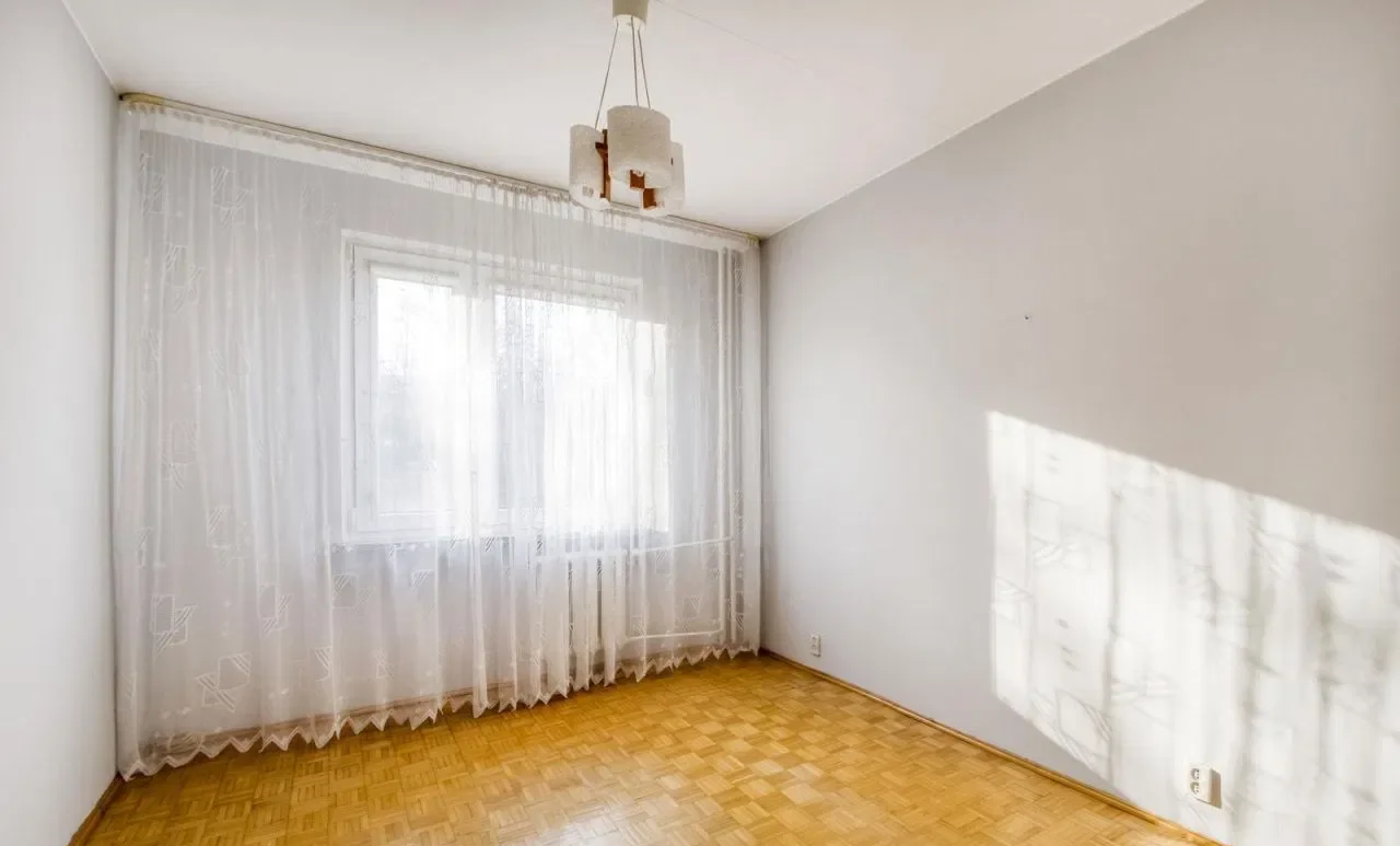 Pirenejska, częściowo umeblowane dwa pokoje - zdjęcie 6
