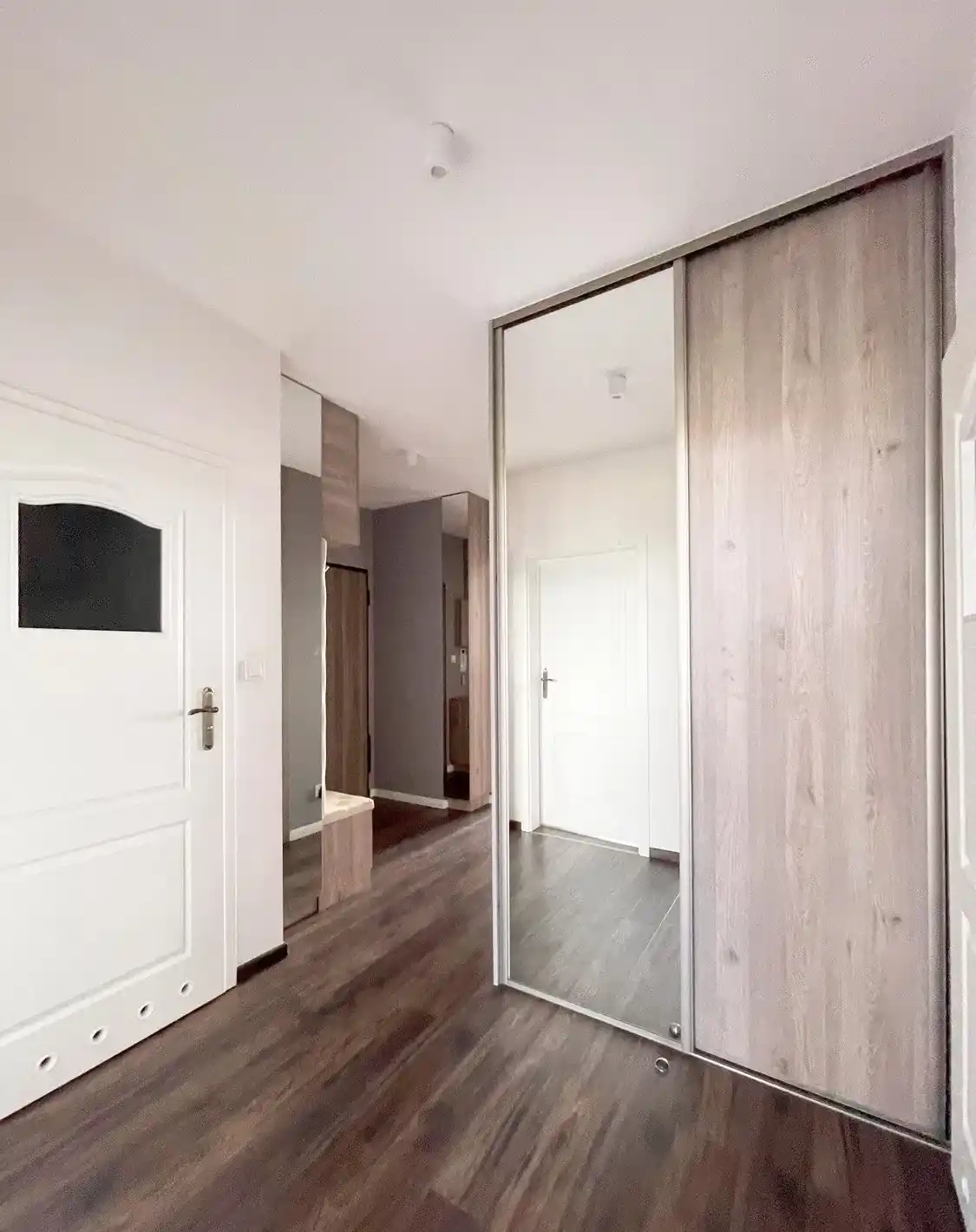 Lwowska, 3 pokoje, garaż, duży balkon, widok na wzgórza - zdjęcie 9