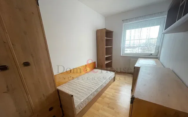 Przestronne mieszkanie 3 pok. na Chełmie - zdjęcie 8