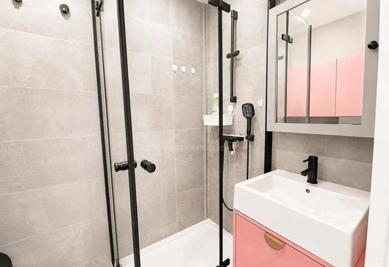 48 m² + 10 m2 loggia po remoncie Kościuszki - zdjęcie 7