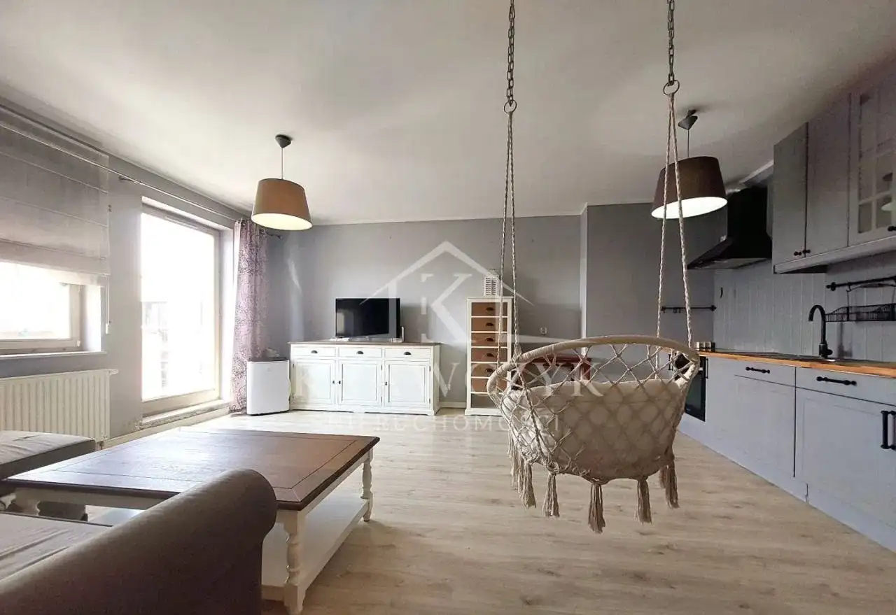 Atrakcyjne mieszkanie do wynajęcia w centrum - zdjęcie 3