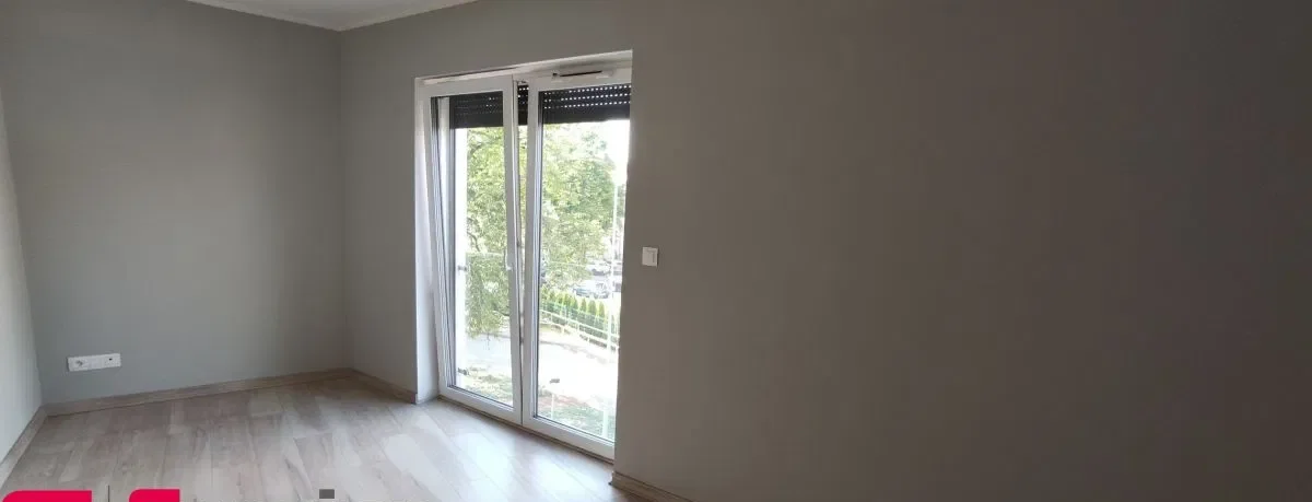 3 pokoje z osobną kuchnią i balkonem - zdjęcie 7