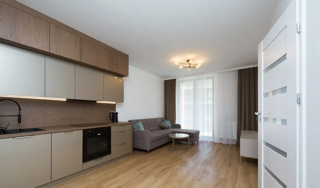Elegancki apartament w centrum miasta - zdjęcie 5