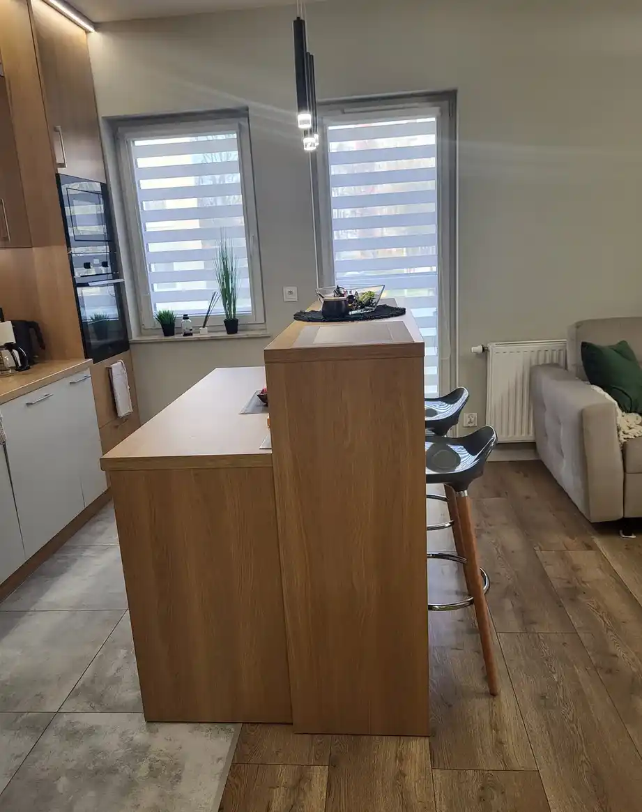Krzyki, al. Wiśniowa - balkon, kuchnia oddzielna - zdjęcie 6