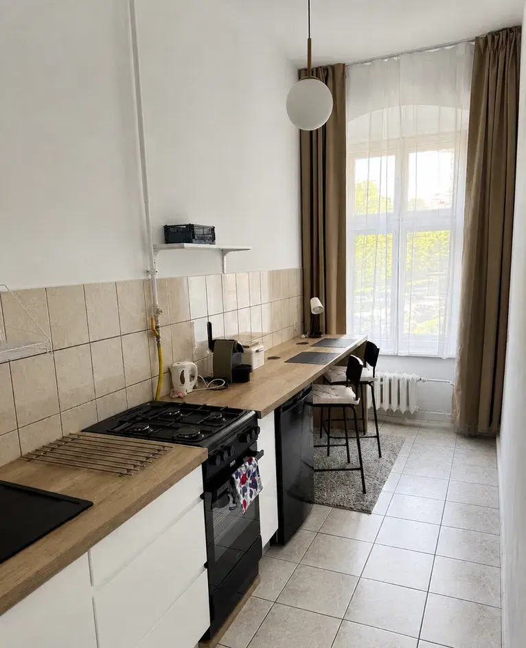Komfortowe mieszkanie w kamienicy z windą przy Wydziale Architektury - zdjęcie 5