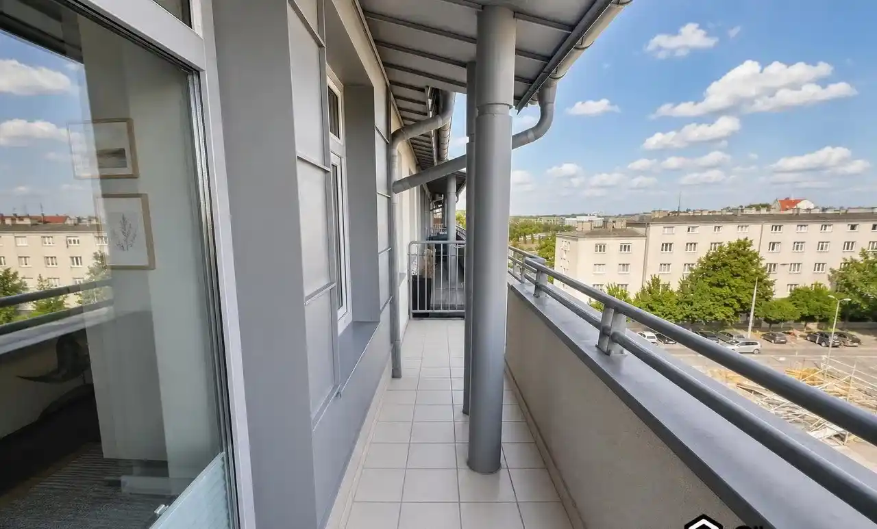 Nowoczesne 2-pokojowe mieszkanie 55m2 w centrum Poznania z garażem - zdjęcie 5