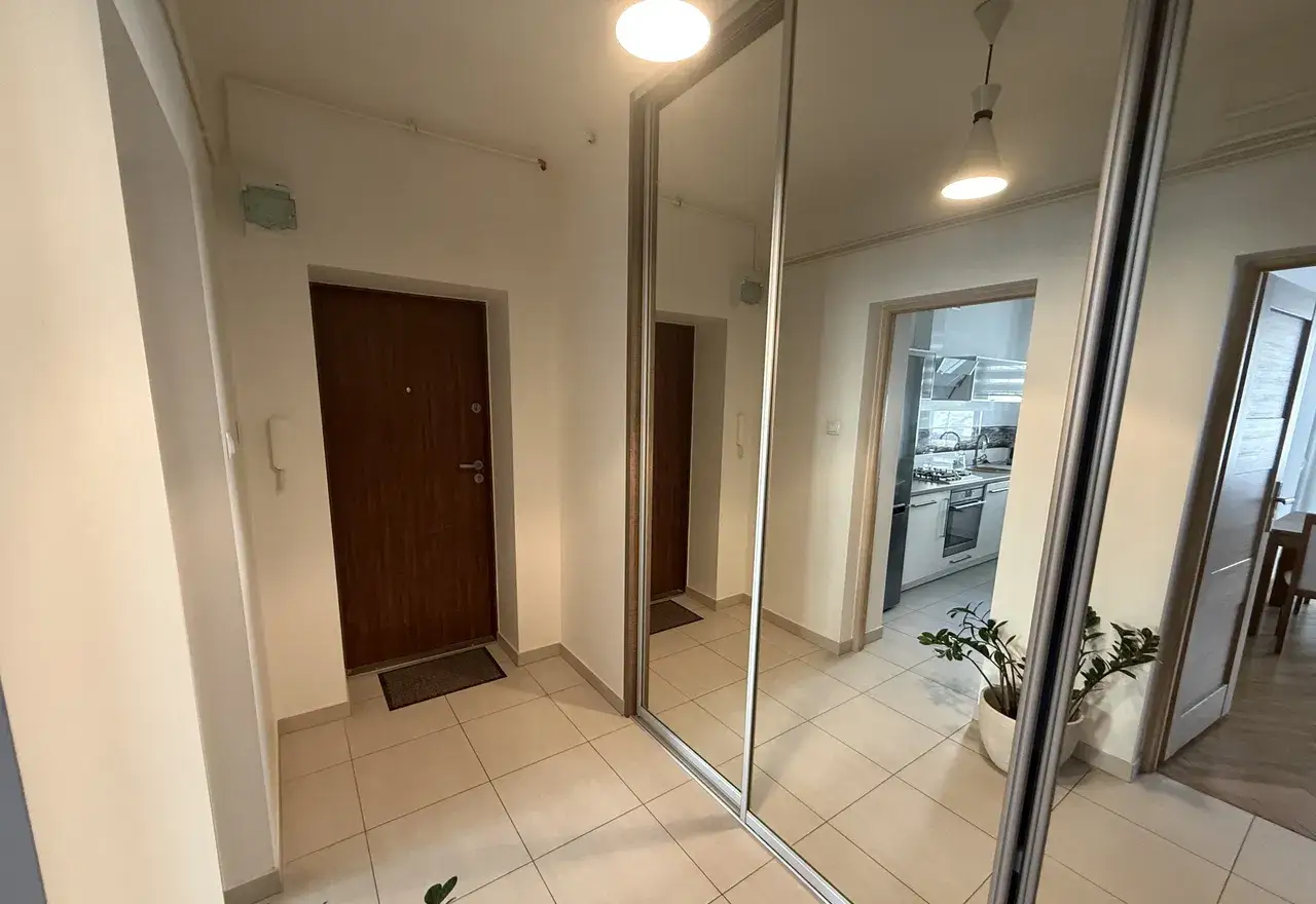 Stylowy apartament z balkonem - ciche centrum, wysoki standard - zdjęcie 3