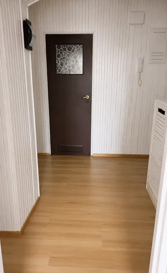 Mieszkanie 3-pokojowe z balkonem w centrum - zdjęcie 5