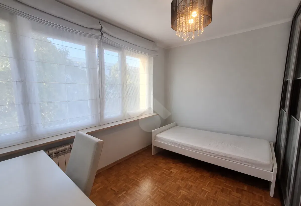 3 pokoje, osobna kuchnia, balkon, parking, ogrzewanie MPEC, tramwaj - zdjęcie 6