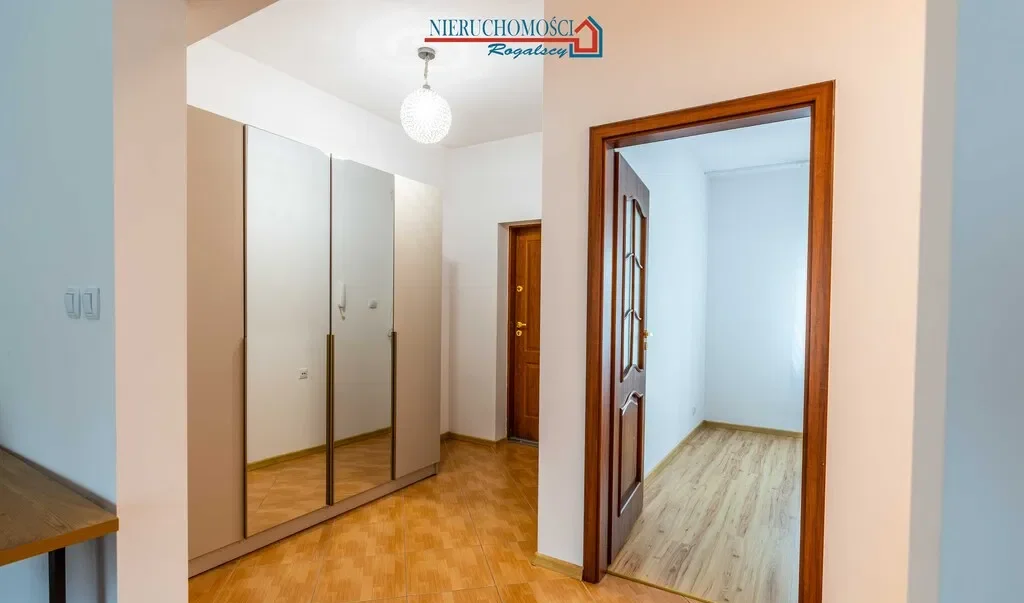 Atrakcyjne duże mieszkanie w centrum Świnoujścia - zdjęcie 6