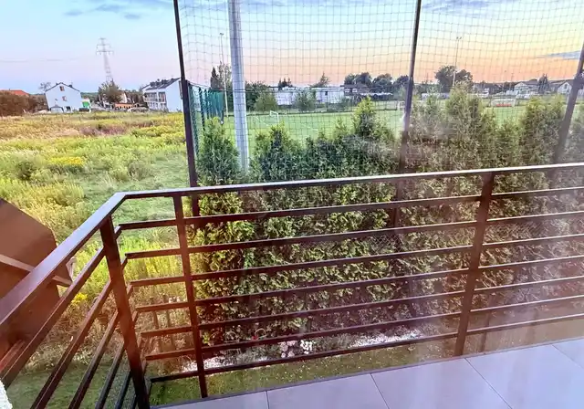 Pokój z poddaszem ( za dodatkową opłatą 30 m) do wynajęcia - zdjęcie 6