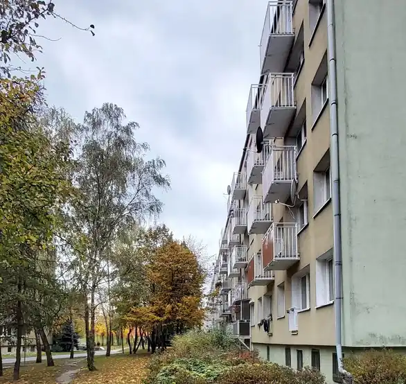 Super duży pokój z balkonem, os. Przyjaźni 21, U Przyrodniczy - zdjęcie 9