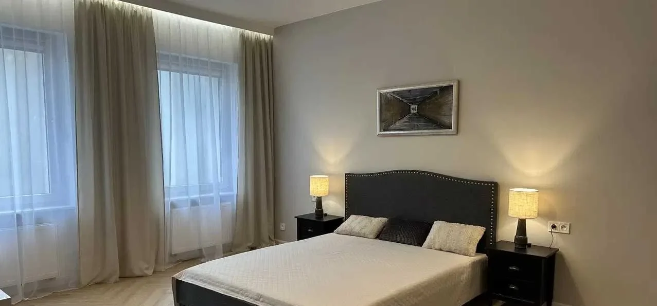 Ładne, dwu- pokojowe mieszkanie w centrum. 65m2. - zdjęcie 3