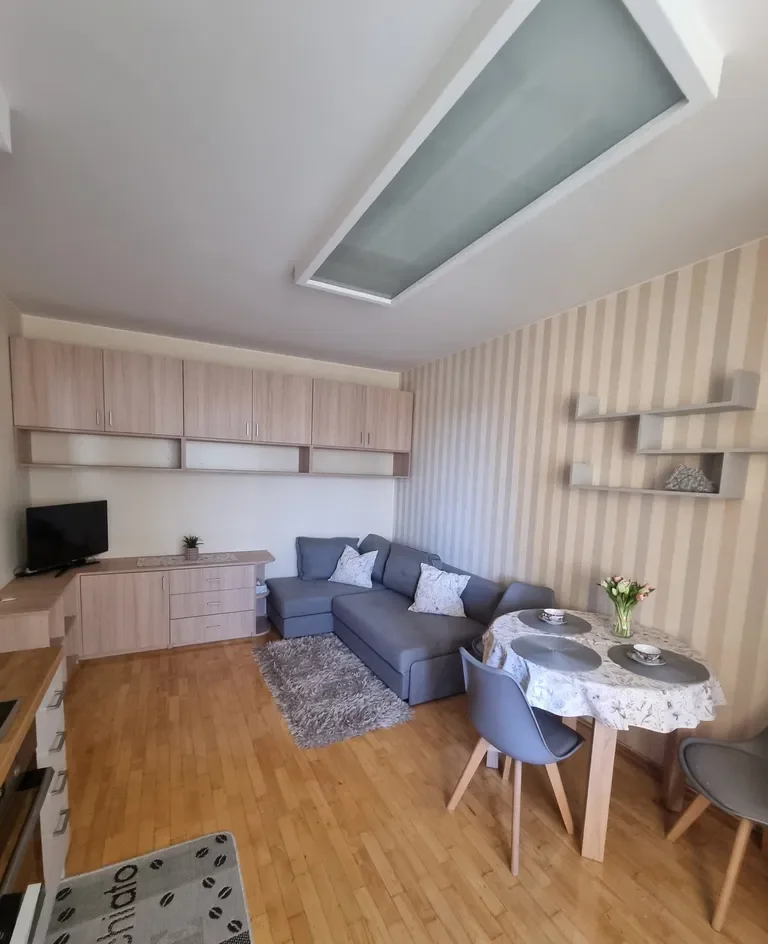 3 pokoje przy metrze Służew | 45m² | balkon | garaż - zdjęcie 2