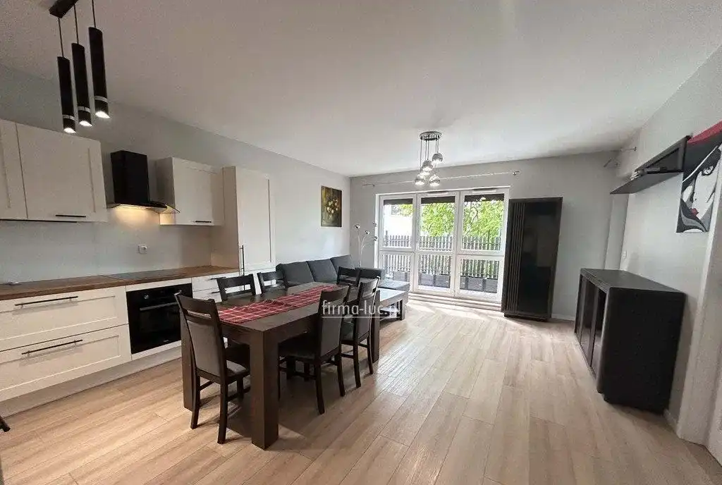 Apartament z m. postojowym, piwnicą w centrum. - zdjęcie 7