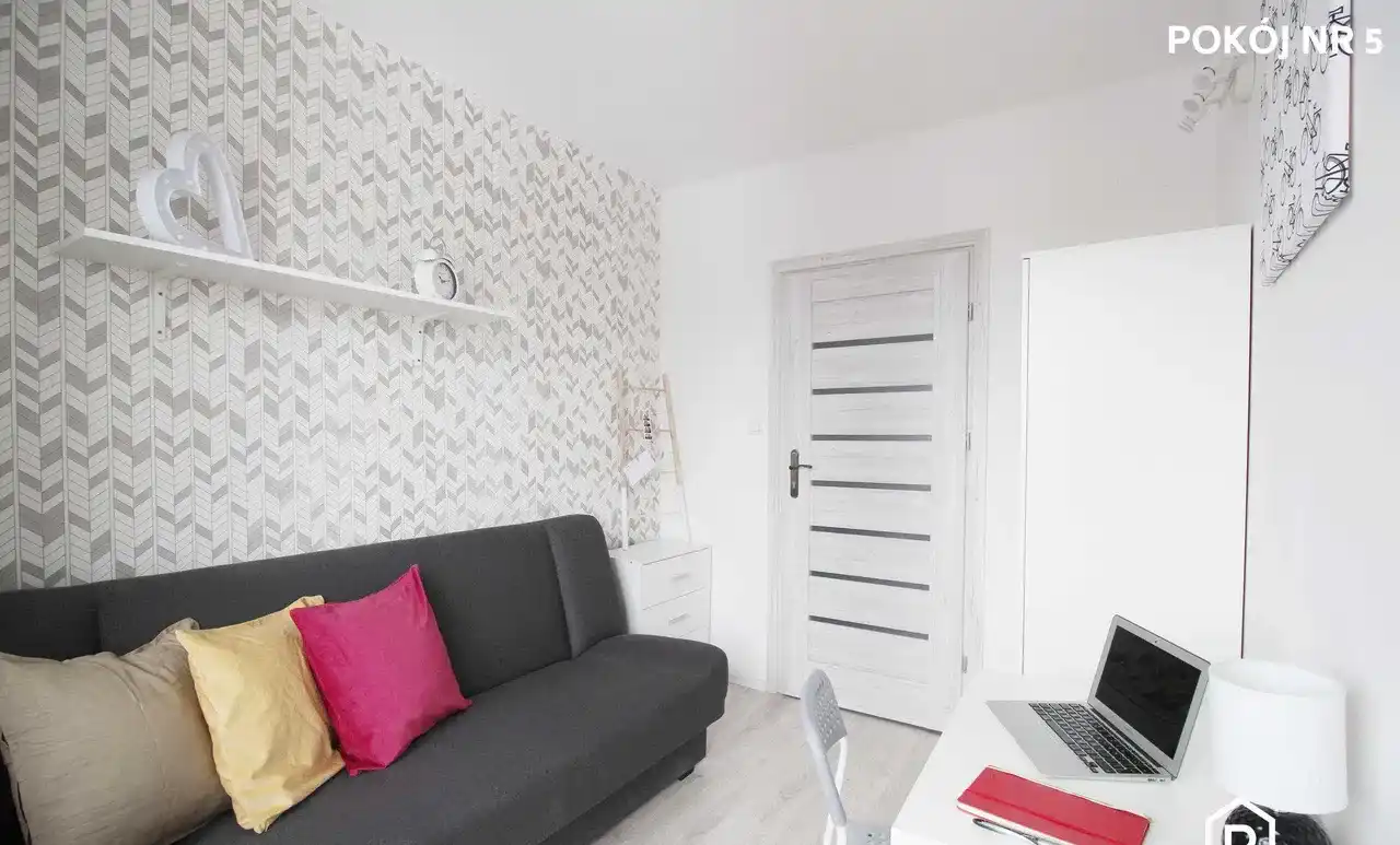Pokój 8,1 m² z balkonem — Chełm, Biegańskiego - zdjęcie 2