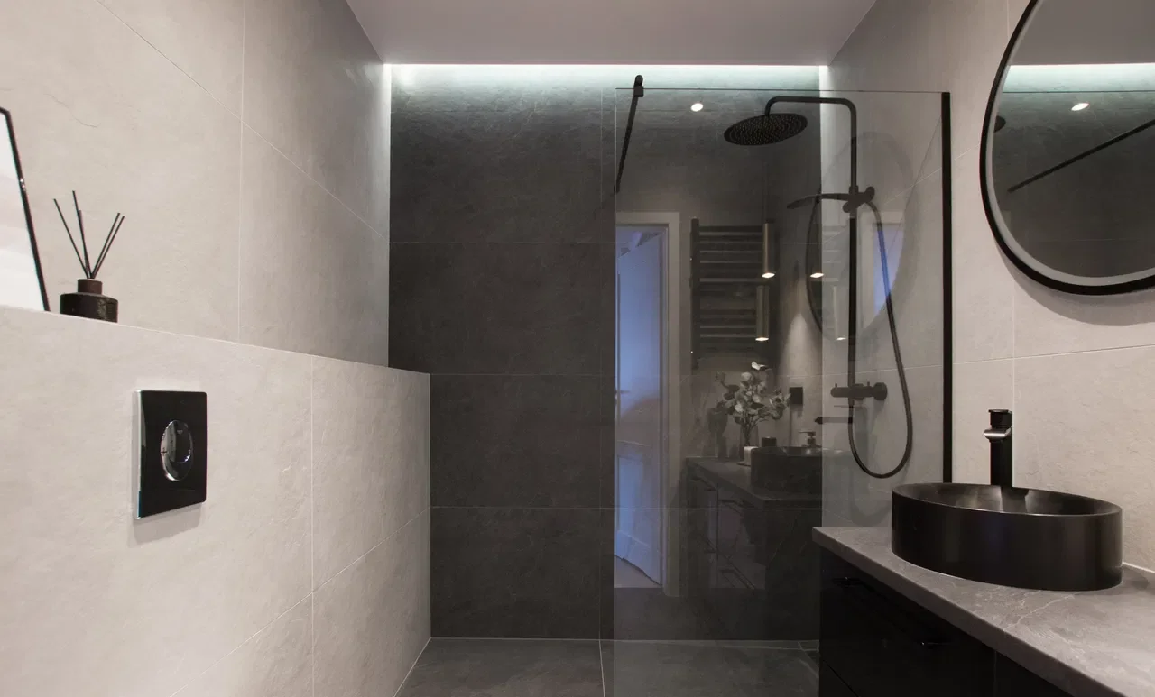 Niezwykle elegancki apartament w budynku z basenem - zdjęcie 3