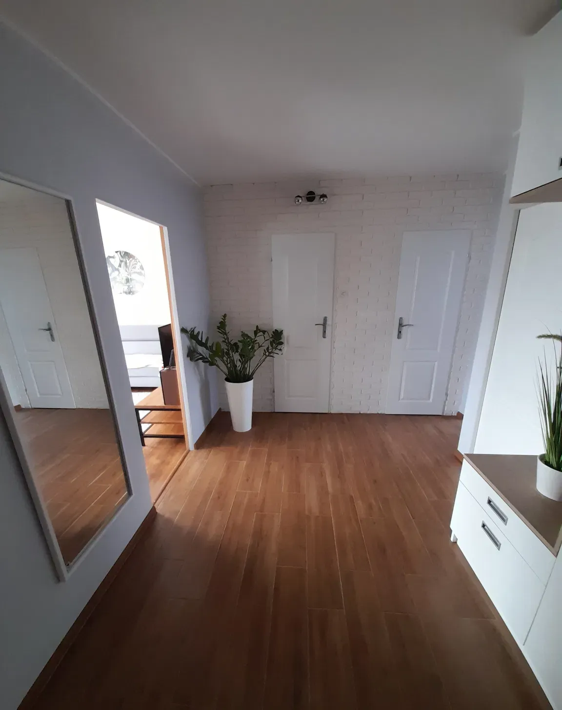 2 pokojowe mieszkanie z balkonem z widokiem na zieleń | Osobna kuchnia - zdjęcie 6