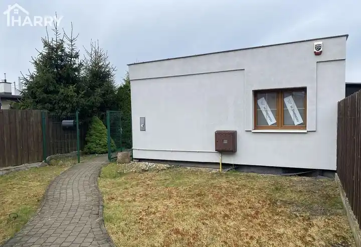 Dom w doskonałej lokalizacji - zdjęcie 3