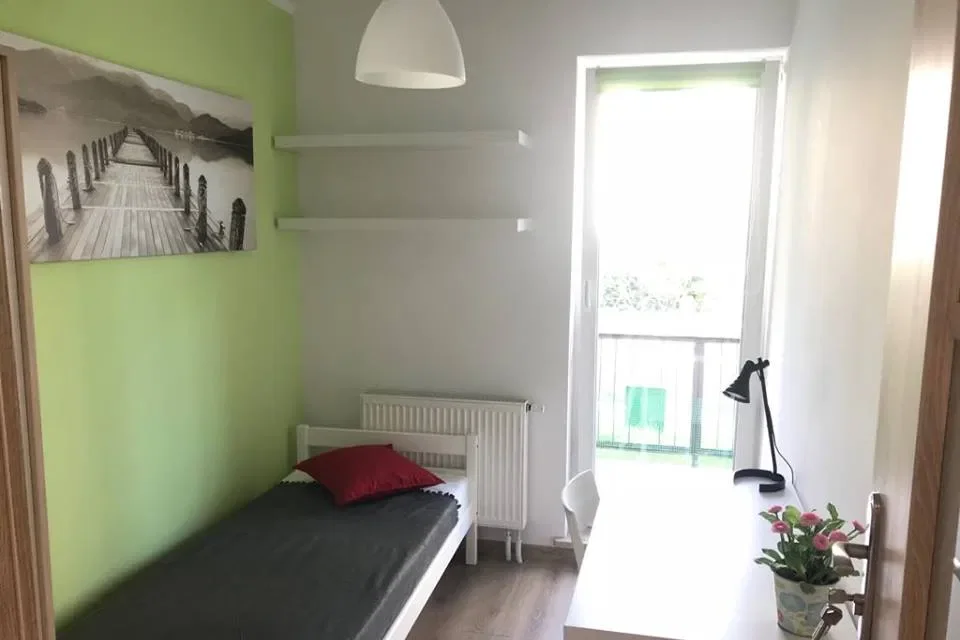 Pokój 11 m², ul. Bukowska | 200m od Ronda Kaponiera | Bez Prowizji [EN] [UKR]