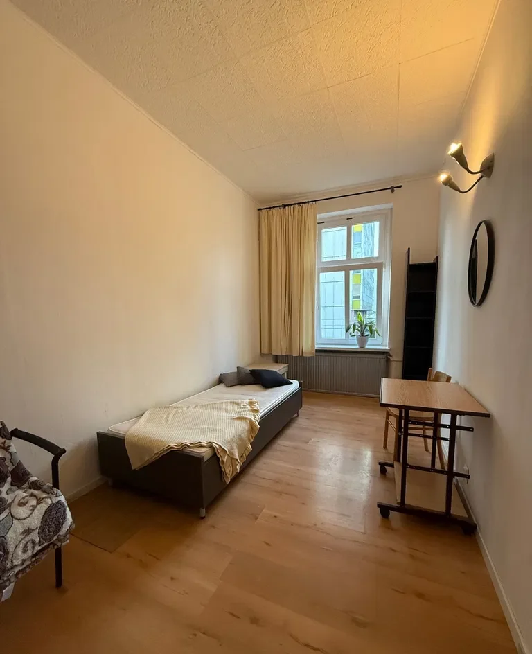 Umeblowany pokój 13 m² na Jeżycach