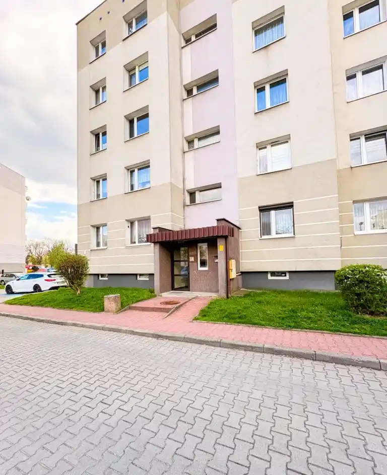 Przestronne mieszkanie 2-pokojowe z klimatyzacją w Częstochowie - zdjęcie 3