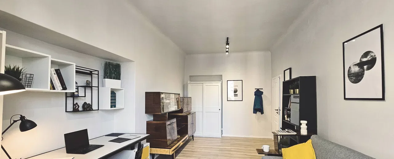 Duży klimatyczny pokój 19 m² jak małe studio - zdjęcie 5