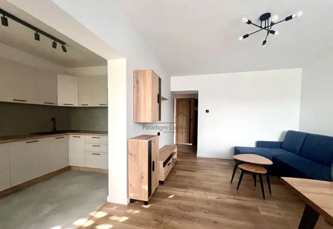 Mieszkanie 3 pokoje 59.8 m² Kraków ul. Agrestowa, z piwnicą, po remoncie - zdjęcie 2