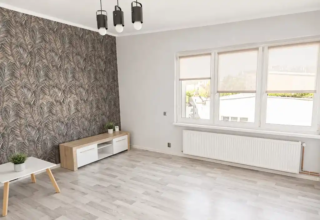 Przytulna kawalerka do wynajęcia – Bytom, Centrum, al. Legionów - zdjęcie 2