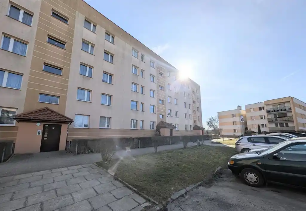 Kawalerka z osoba kuchnia i balkonem parter Kalcytowa - zdjęcie 5