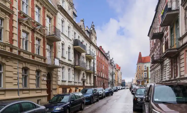 Pokój z własną łazienką i aneksem kuchennym w centrum na Warmińskiej 4 - zdjęcie 5