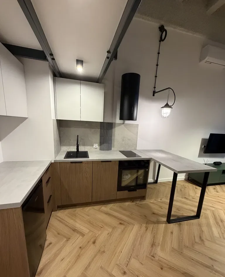 Dwupoziomowy loft|28+12 m² antresola z miejscem do pracy|Klimatyzacja - zdjęcie 8