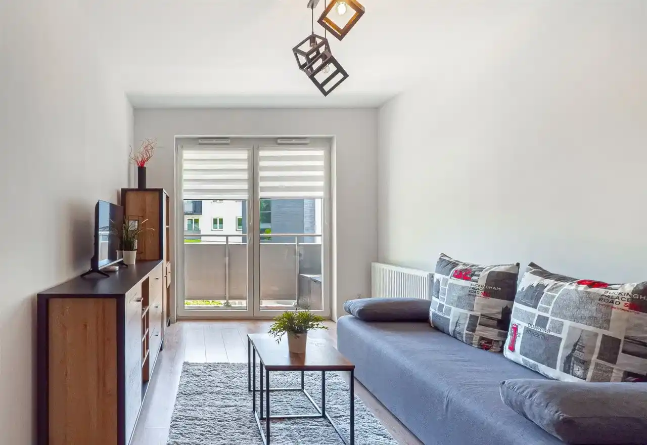 2 pokoje, osobna kuchnia, balkon, ul. Vespucciego