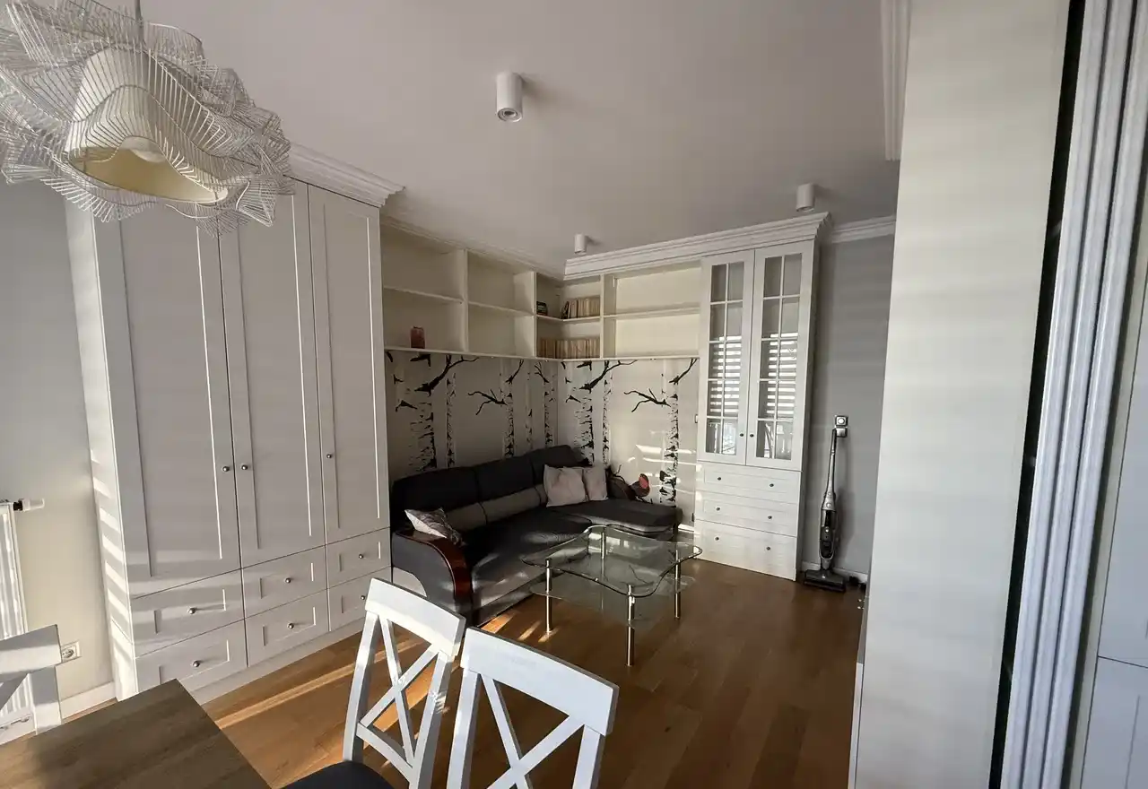 Przytulne mieszkanie 2-pokojowe z balkonem i garażem - zdjęcie 9