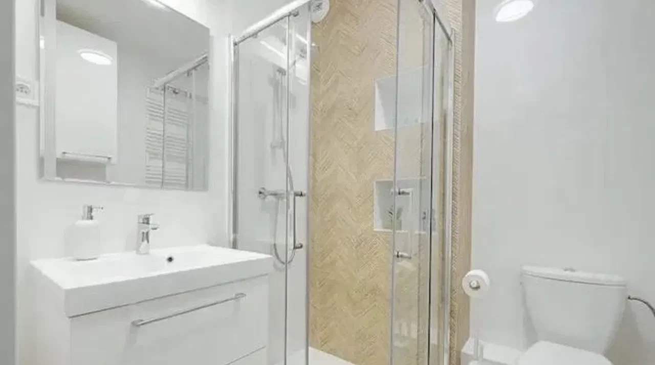 Kawalerka z klimatyzacją do wynajęcia | Studio for rent with AC - zdjęcie 8