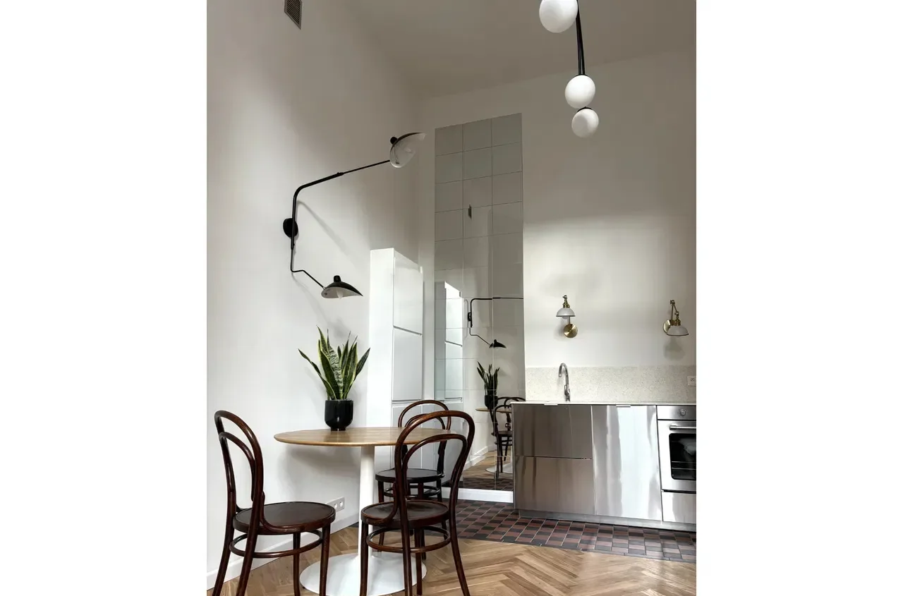 Stylowe 3-pokojowe mieszkanie w kamienicy, 40m2, Plac Bankowy - zdjęcie 2