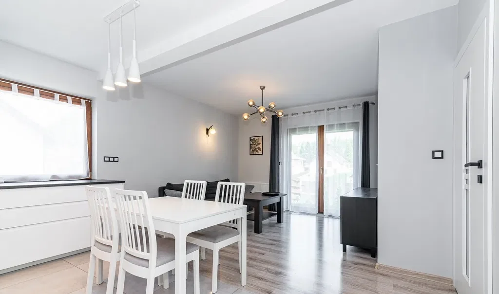 3-pokojowe, wysoki standard, prywatny ogródek, 2 miejsca postojowe - zdjęcie 5
