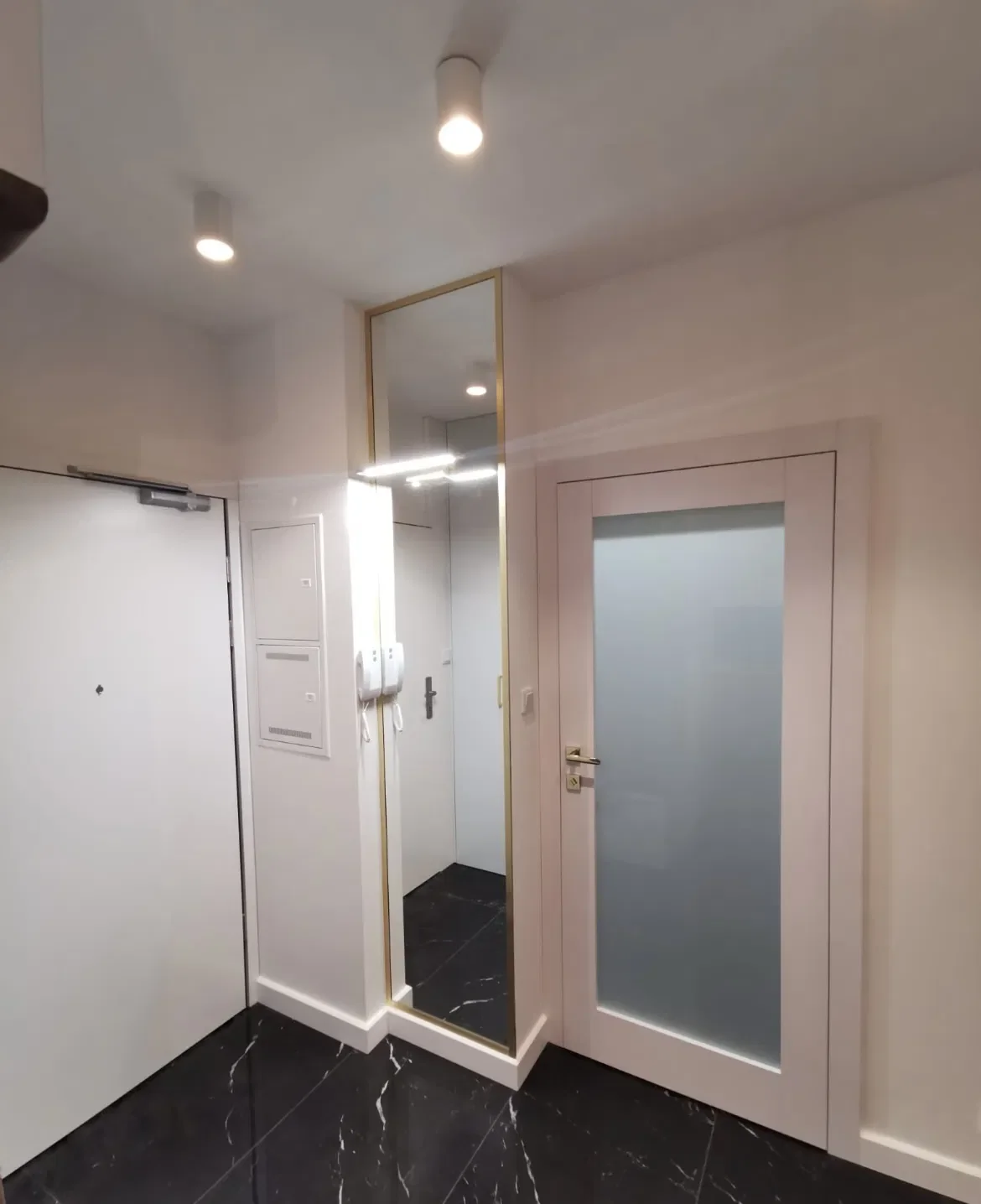 Nowoczesny apartament z osobną kuchnią, garaż, balkon, klima / METRO - zdjęcie 9