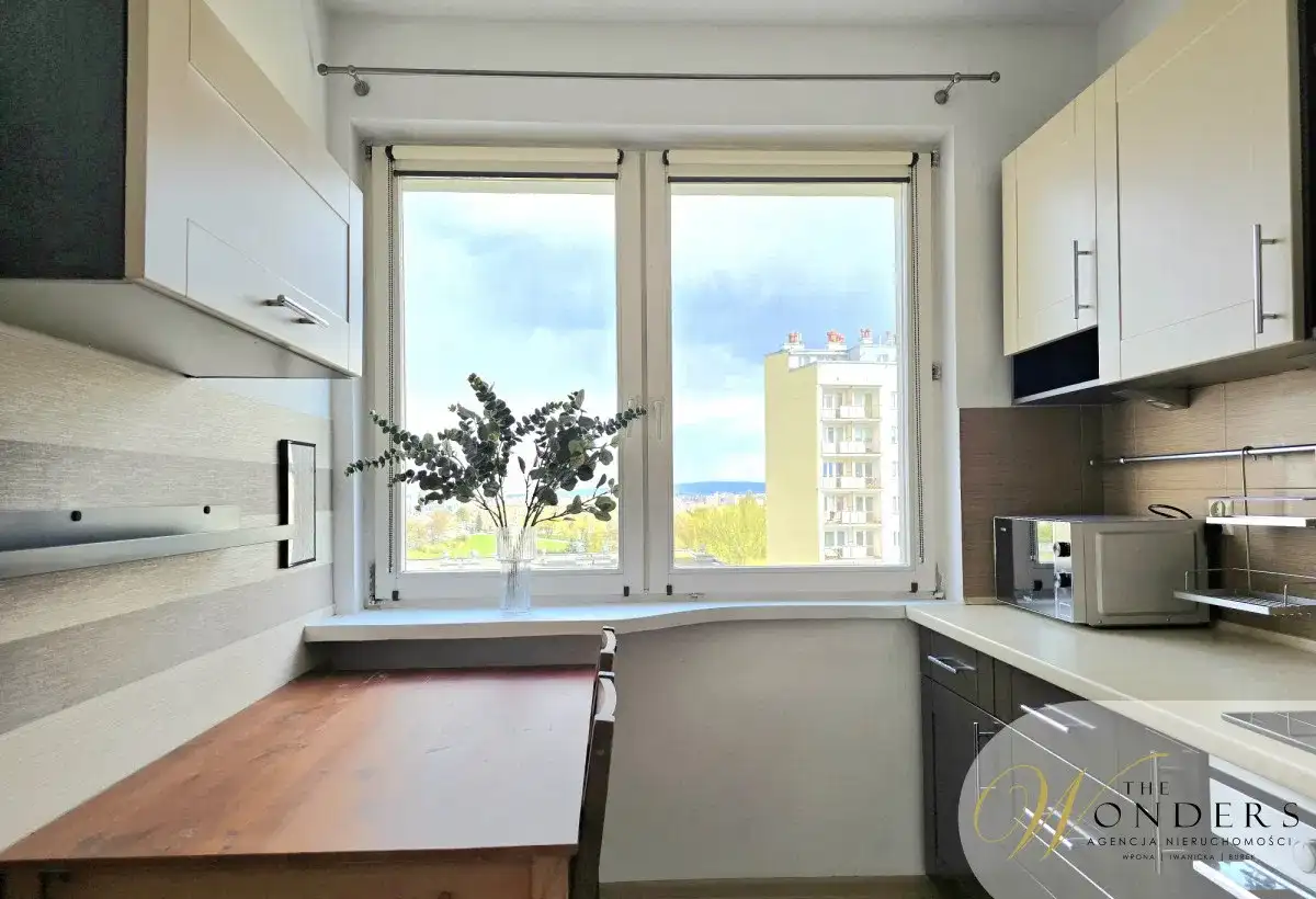 2 pokoje | 39.3 m2 | 7 piętro | winda | blok | pustak | drewniane okna | miejskie ogrzewanie | 1800 zł + czynsz 650 zł + prąd - zdjęcie 4